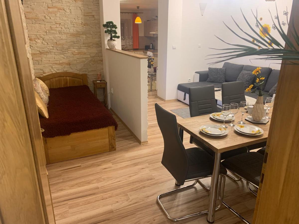 Apartman Slunecnice S Terasou Budweis Exterior foto
